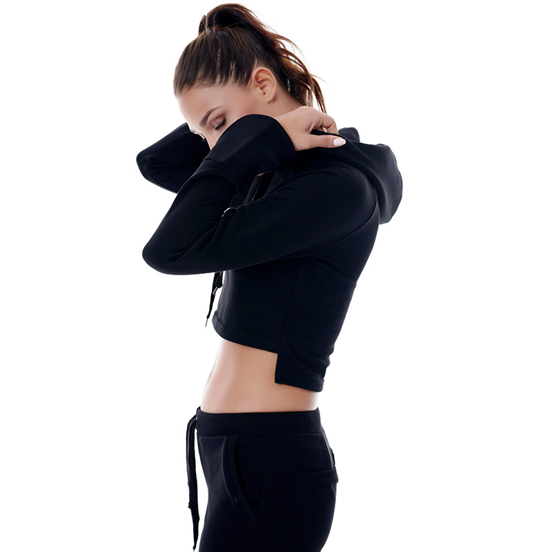 Cool-Down Cropped Black Sweater